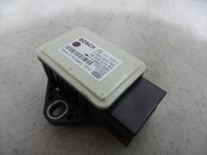 Gebruikte Esp computer Peugeot 3008 I (0U/HU) 2.0 HYbrid4 16V Prijs € 30,00 Margeregeling aangeboden door Maresia Parts