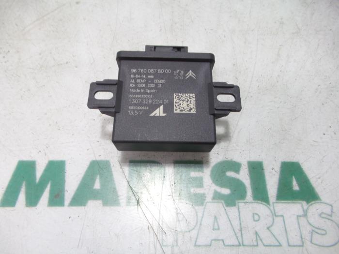 Gebruikte Computer Diversen Peugeot 3008 I (0U/HU) 1.6 HDiF 16V Prijs € 50,00 Margeregeling aangeboden door Maresia Parts