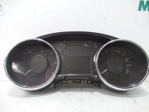 Gebruikte Instrumentenpaneel Peugeot 3008 I (0U/HU) 1.6 HDiF 16V Prijs € 131,25 Margeregeling aangeboden door Maresia Parts