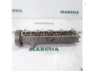 Gebruikte Nokkenas Fiat Doblo (223A/119) 1.6 16V Prijs € 50,00 Margeregeling aangeboden door Maresia Parts