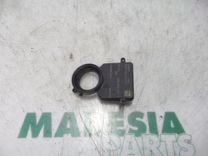 Gebruikte Stuurhoek sensor Fiat Doblo (263) 1.3 D Multijet Euro 4 Prijs € 75,00 Margeregeling aangeboden door Maresia Parts