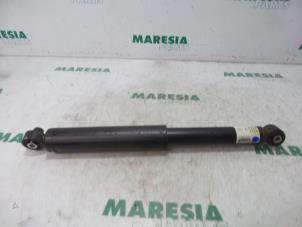 Gebruikte Schokdemper links-achter Fiat Doblo (263) 1.3 D Multijet Euro 4 Prijs € 40,00 Margeregeling aangeboden door Maresia Parts