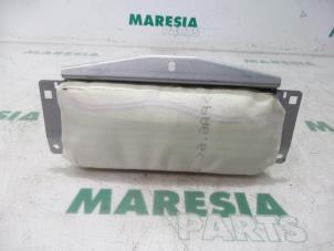 Gebruikte Airbag rechts (Dashboard) Citroen C4 Picasso (UD/UE/UF) 1.8 16V Prijs € 50,00 Margeregeling aangeboden door Maresia Parts