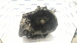 Gebruikte Versnellingsbak Renault Megane Break/Grandtour (KA) 1.4e Prijs € 157,50 Margeregeling aangeboden door Maresia Parts