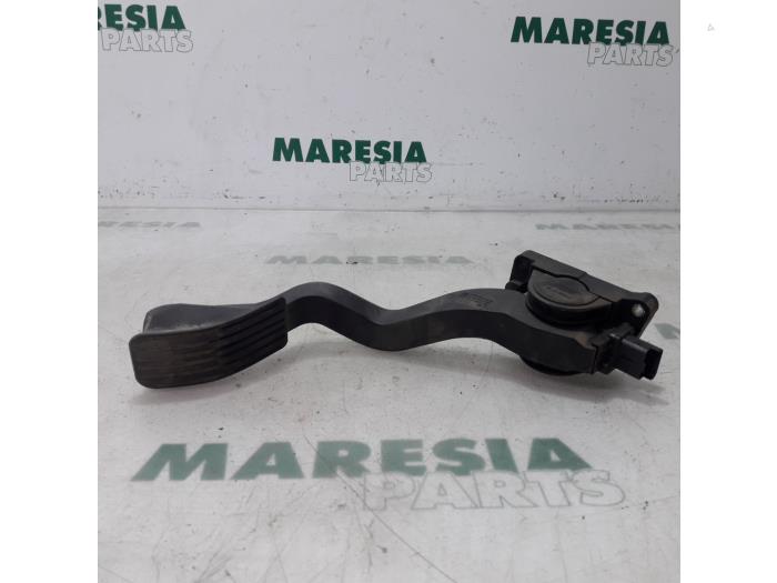 Gebruikte Sensor Gaspedaalpositie Peugeot 307 SW (3H) 2.0 HDi 110 FAP Prijs € 30,00 Margeregeling aangeboden door Maresia Parts