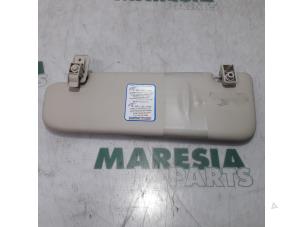 Gebruikte Zonneklep Fiat 500 (312) 0.9 TwinAir 85 Prijs € 15,00 Margeregeling aangeboden door Maresia Parts