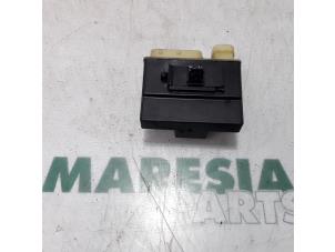 Gebruikte Relais Citroen C3 (SC) 1.4 HDi Prijs € 15,00 Margeregeling aangeboden door Maresia Parts