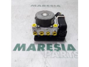 Gebruikte ABS Pomp Citroen C3 (SC) 1.4 HDi Prijs € 119,95 Margeregeling aangeboden door Maresia Parts