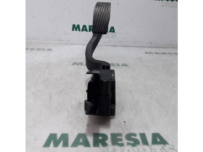 Gebruikte Gaspedaalpositie Sensor Peugeot Bipper (AA) 1.4 HDi Prijs € 60,50 Inclusief btw aangeboden door Maresia Parts