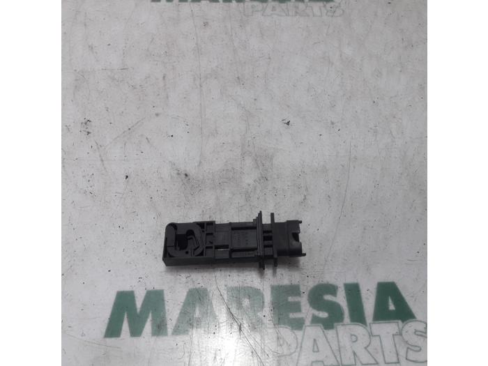 Gebruikte Luchtregelklep Alfa Romeo MiTo (955) 1.3 JTDm 16V Prijs € 105,00 Margeregeling aangeboden door Maresia Parts
