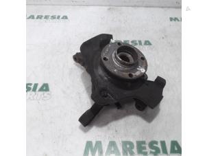 Gebruikte Asschenkel rechts-voor Peugeot Bipper (AA) 1.4 HDi Prijs € 78,65 Inclusief btw aangeboden door Maresia Parts