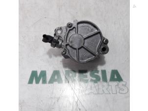 Gebruikte Vacuumpomp (Diesel) Citroen C3 Picasso (SH) 1.6 HDi 16V 90 Prijs € 50,00 Margeregeling aangeboden door Maresia Parts