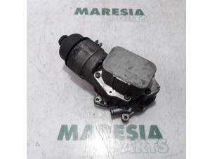 Gebruikte Oliefilterhouder Citroen C3 Picasso (SH) 1.6 HDi 16V 90 Prijs € 60,00 Margeregeling aangeboden door Maresia Parts