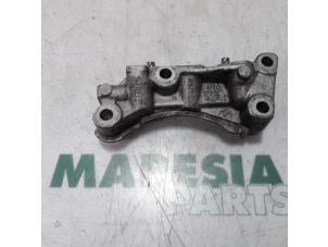 Gebruikte Motorrubber Citroen C3 Picasso (SH) 1.6 HDi 16V 90 Prijs € 30,00 Margeregeling aangeboden door Maresia Parts