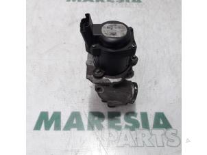 Gebruikte Uitlaat gasklep (EGR) Citroen C3 Picasso (SH) 1.6 HDi 16V 90 Prijs € 49,00 Margeregeling aangeboden door Maresia Parts