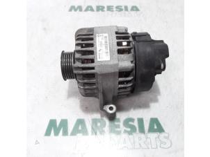 Gebruikte Dynamo Fiat 500 (312) 1.2 69 Prijs € 40,00 Margeregeling aangeboden door Maresia Parts