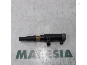 Gebruikte Bobine Renault Clio II (BB/CB) 1.4 16V Prijs € 10,00 Margeregeling aangeboden door Maresia Parts