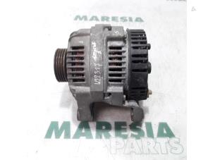 Gebruikte Alternator Renault Twingo (C06) 1.2 Prijs € 50,00 Margeregeling aangeboden door Maresia Parts