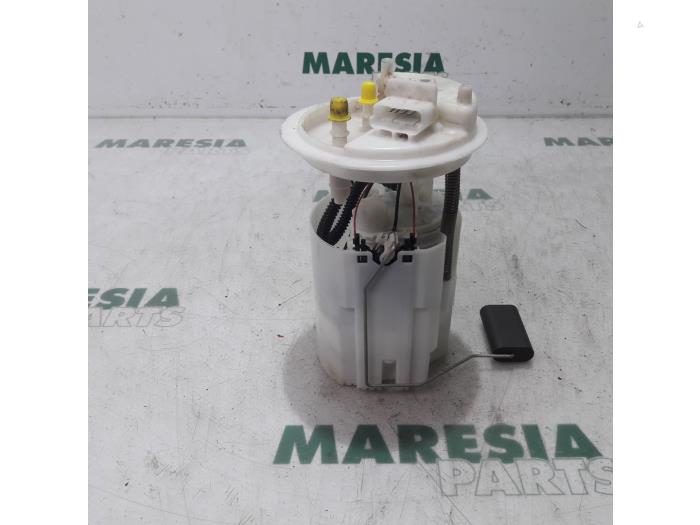 Brandstofpomp Elektrisch van een Fiat Punto III (199) 0.9 TwinAir Turbo 100 2015