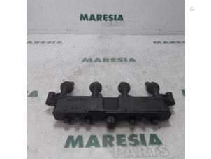 Gebruikte Bobine Peugeot 207 SW (WE/WU) 1.4 Prijs € 40,00 Margeregeling aangeboden door Maresia Parts