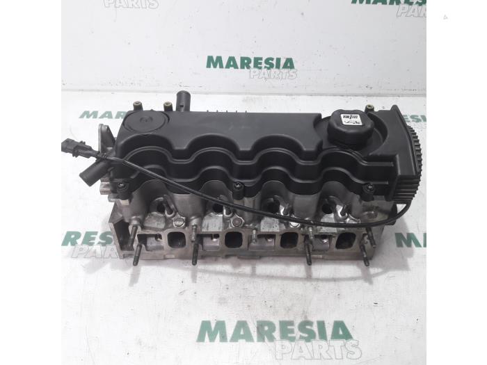 Gebruikte Cilinderkop Fiat Punto II (188) 1.9 JTD 80 ELX Prijs € 236,25 Margeregeling aangeboden door Maresia Parts