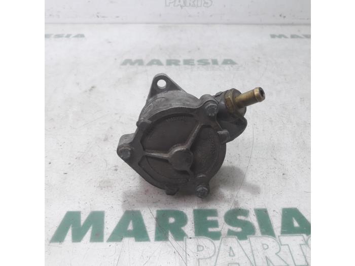Gebruikte Vacuumpomp (Diesel) Fiat Punto II (188) 1.9 JTD 80 ELX Prijs € 24,95 Margeregeling aangeboden door Maresia Parts