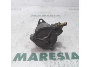 Gebruikte Vacuumpomp (Diesel) Fiat Punto II (188) 1.9 JTD 80 ELX Prijs € 35,00 Margeregeling aangeboden door Maresia Parts