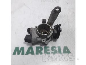 Gebruikte Gasklephuis Renault Twingo (C06) 1.2 Prijs € 50,00 Margeregeling aangeboden door Maresia Parts