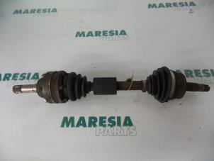 Gebruikte Steekas links-voor Alfa Romeo 156 (932) 2.0 JTS 16V Prijs € 50,00 Margeregeling aangeboden door Maresia Parts