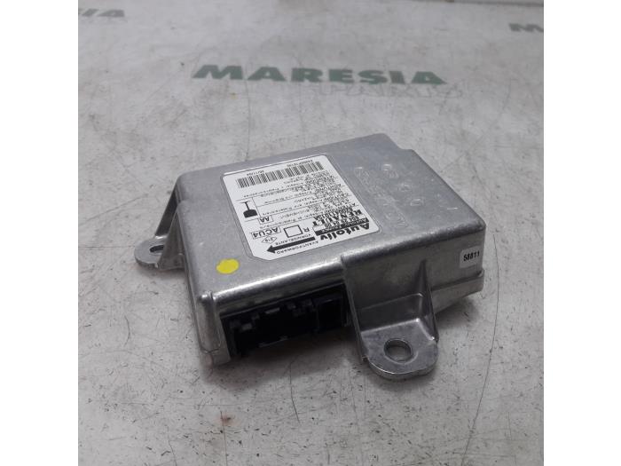 Airbag Module van een Renault Grand Scénic II (JM) 1.9 dCi 120 2005