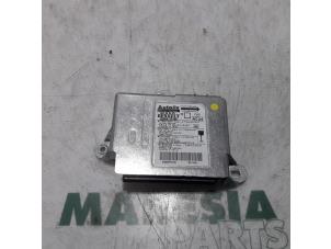 Gebruikte Module Airbag Renault Grand Scénic II (JM) 1.9 dCi 120 Prijs € 100,00 Margeregeling aangeboden door Maresia Parts