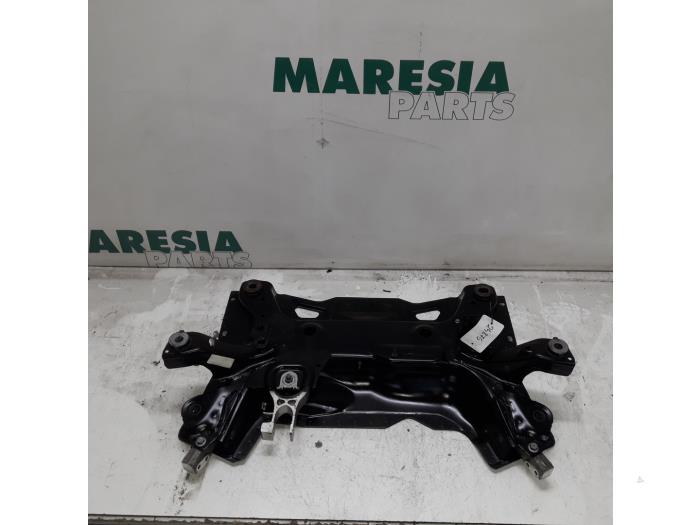 Gebruikte Subframe Peugeot 508 SW (8E/8U) 2.0 BlueHDi 180 16V Prijs € 157,50 Margeregeling aangeboden door Maresia Parts