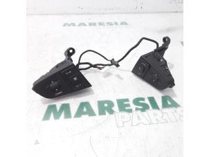 Gebruikte Radiobediening Stuur Peugeot 508 SW (8E/8U) 2.0 BlueHDi 180 16V Prijs € 75,00 Margeregeling aangeboden door Maresia Parts