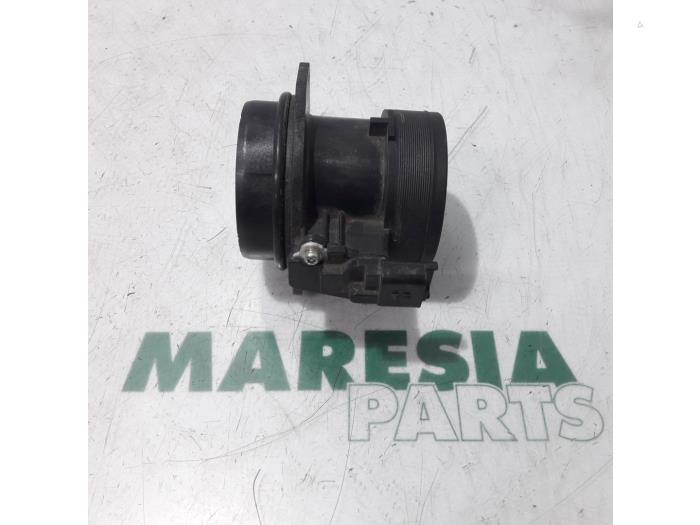 Gebruikte Luchthoeveelheidsmeter Peugeot 508 SW (8E/8U) 2.0 BlueHDi 180 16V Prijs € 34,00 Margeregeling aangeboden door Maresia Parts