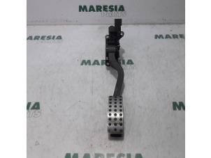 Gebruikte Gaspedaalpositie Sensor Alfa Romeo GT (937) 1.9 JTD 16V Multijet Prijs € 40,00 Margeregeling aangeboden door Maresia Parts