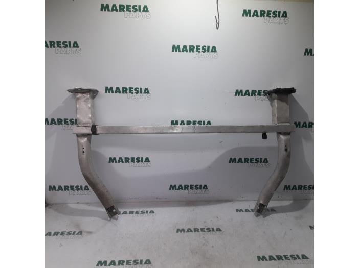 Gebruikte Subframe Peugeot 508 SW (8E/8U) 2.0 BlueHDi 180 16V Prijs € 69,99 Margeregeling aangeboden door Maresia Parts