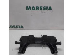 Gebruikte Subframe Fiat Doblo Cargo (263) 1.4 16V Prijs € 84,70 Inclusief btw aangeboden door Maresia Parts