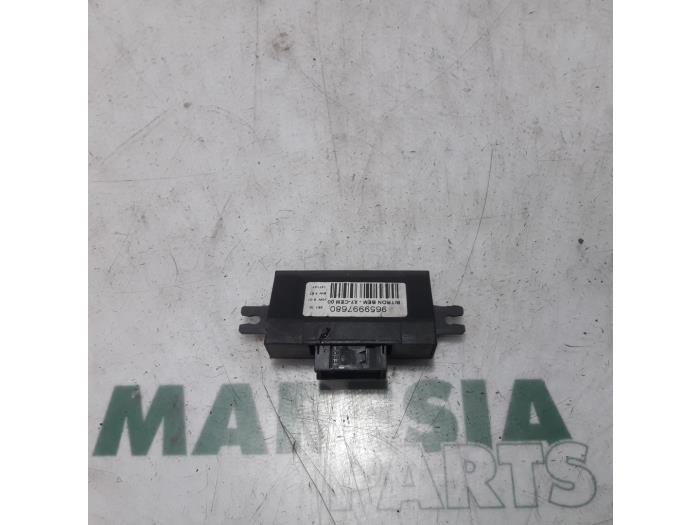 Gebruikte Computer Diversen Peugeot RCZ (4J) 1.6 16V THP Prijs € 40,00 Margeregeling aangeboden door Maresia Parts