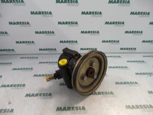 Gebruikte Stuurpomp Lancia Ypsilon (840) 1.2 LE,LS Prijs € 40,00 Margeregeling aangeboden door Maresia Parts