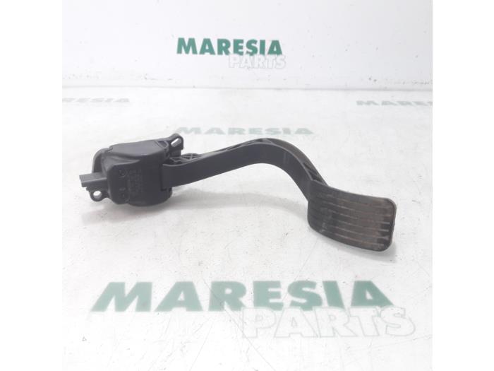 Gebruikte Sensor Gaspedaalpositie Peugeot Partner (GC/GF/GG/GJ/GK) 1.6 HDI 75 16V Prijs € 36,30 Inclusief btw aangeboden door Maresia Parts