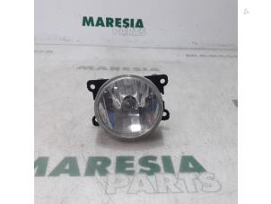 Gebruikte Mistlamp links-voor Citroen C3 Picasso (SH) 1.6 HDi 16V 90 Prijs € 10,00 Margeregeling aangeboden door Maresia Parts