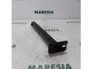 Gebruikte Subframe Citroen C3 Picasso (SH) 1.6 HDi 16V 90 Prijs € 20,00 Margeregeling aangeboden door Maresia Parts