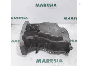 Gebruikte Carterpan Renault Scénic II (JM) 1.5 dCi 105 Prijs € 40,00 Margeregeling aangeboden door Maresia Parts