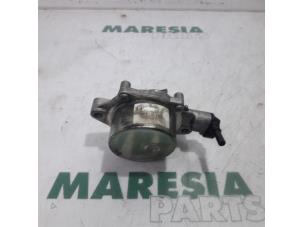 Gebruikte Vacuumpomp (Diesel) Peugeot 207/207+ (WA/WC/WM) 1.4 HDi Prijs € 50,00 Margeregeling aangeboden door Maresia Parts