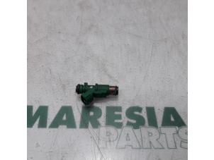 Gebruikte Injector (benzine injectie) Citroen C3 Pluriel (HB) 1.4 Prijs € 20,00 Margeregeling aangeboden door Maresia Parts