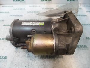 Gebruikte Startmotor Renault Espace (JE) 2.2 dT 12V Prijs € 65,00 Margeregeling aangeboden door Maresia Parts