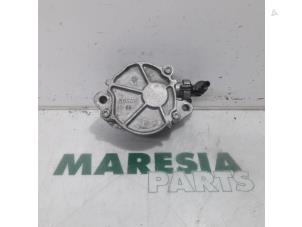 Gebruikte Vacuumpomp (Diesel) Peugeot Partner Tepee (7A/B/C/D/E/F/G/J/P/S) 1.6 HDI 90 16V Phase 1 Prijs € 60,50 Inclusief btw aangeboden door Maresia Parts