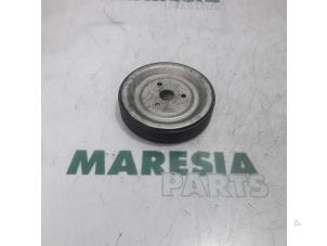 Gebruikte Waterpomp Peugeot 207/207+ (WA/WC/WM) 1.4 16V VTi Prijs € 25,00 Margeregeling aangeboden door Maresia Parts