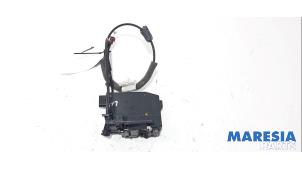 Gebruikte Deurslot Mechaniek 4Deurs links-achter Citroen C4 Picasso (3D/3E) 1.6 e-HDi 115 Prijs € 50,00 Margeregeling aangeboden door Maresia Parts