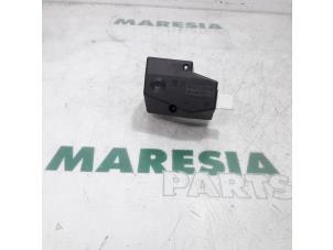 Gebruikte Kontaktslot elektronisch Citroen C4 Picasso (3D/3E) 1.6 e-HDi 115 Prijs € 157,50 Margeregeling aangeboden door Maresia Parts
